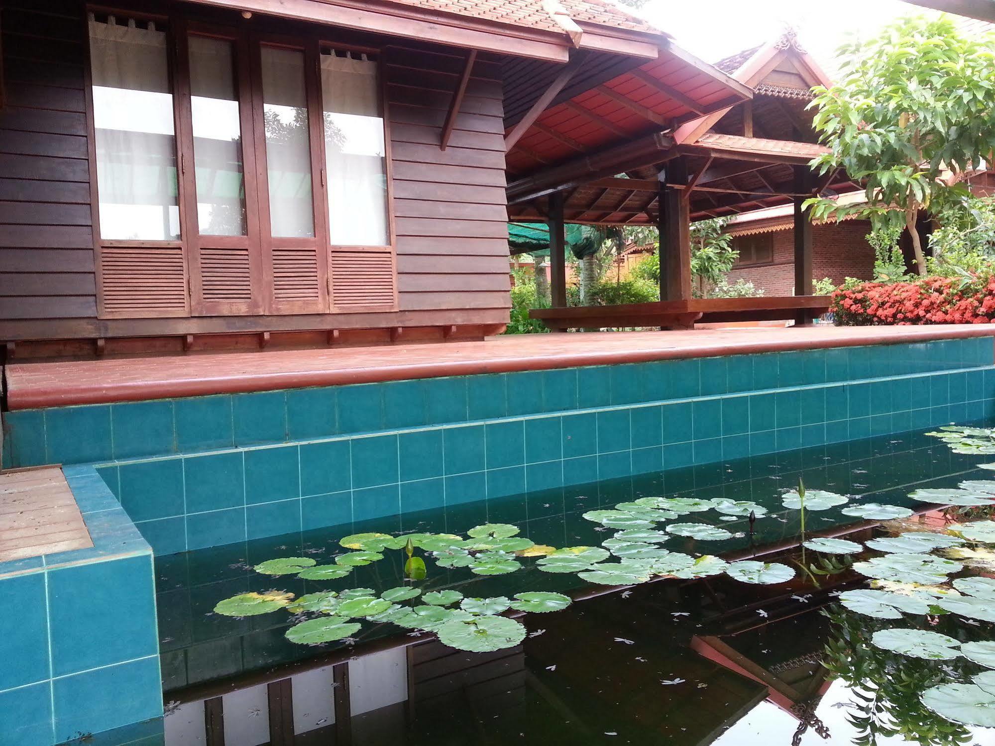 Rim Nam Kong Homestay Pak Chom Eksteriør billede