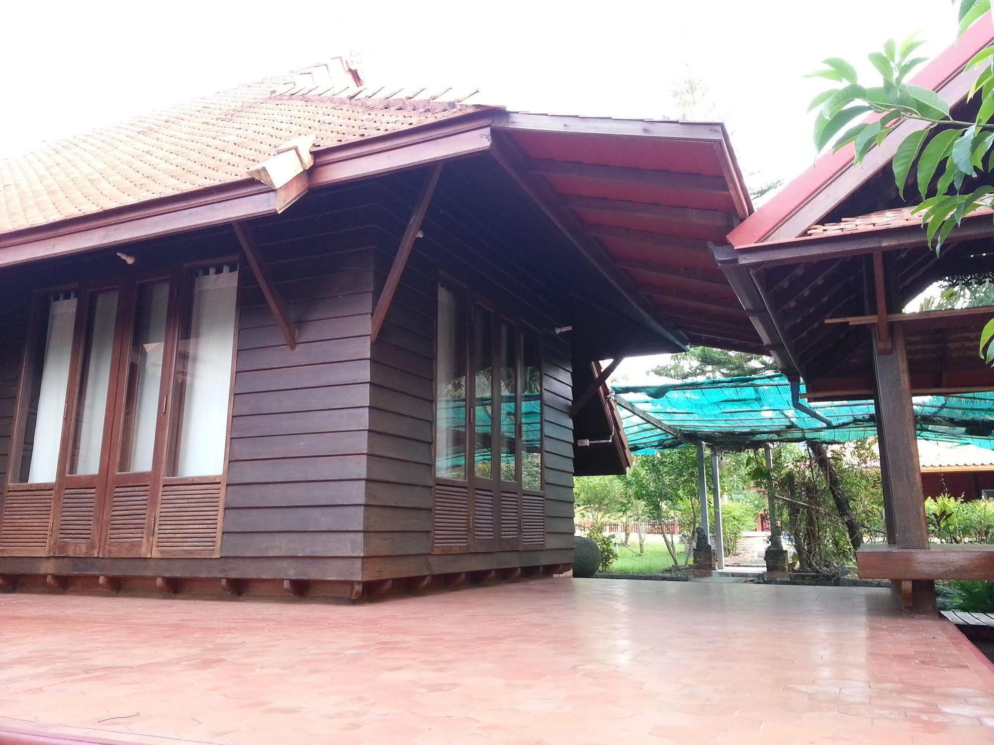 Rim Nam Kong Homestay Pak Chom Eksteriør billede