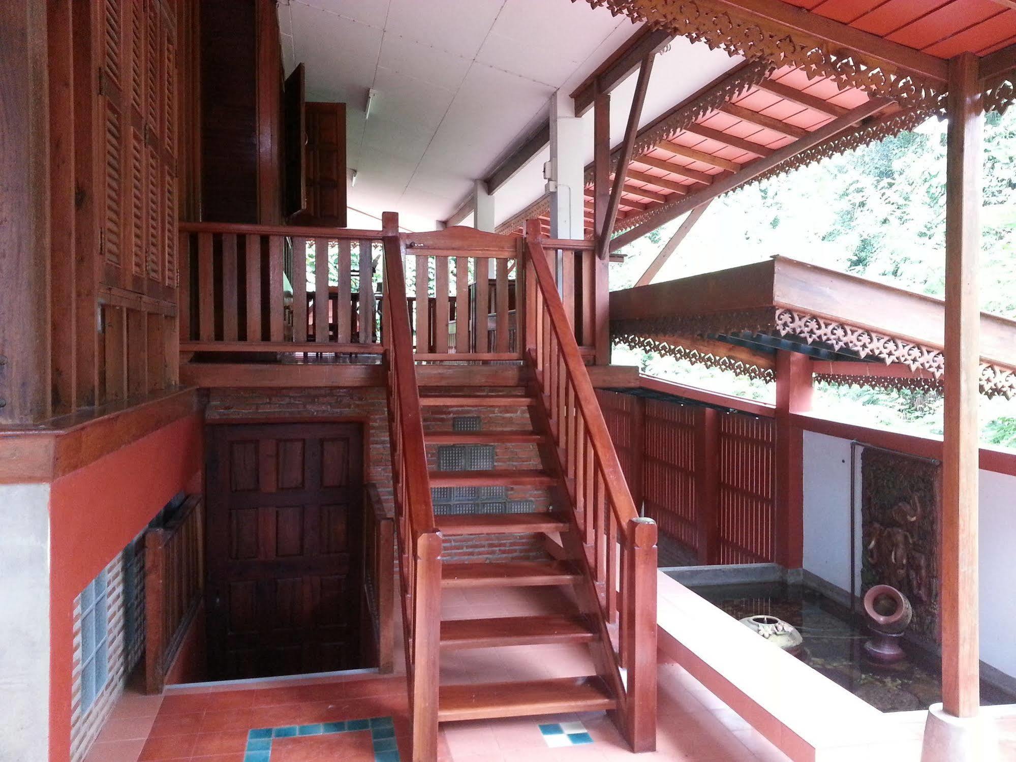 Rim Nam Kong Homestay Pak Chom Eksteriør billede