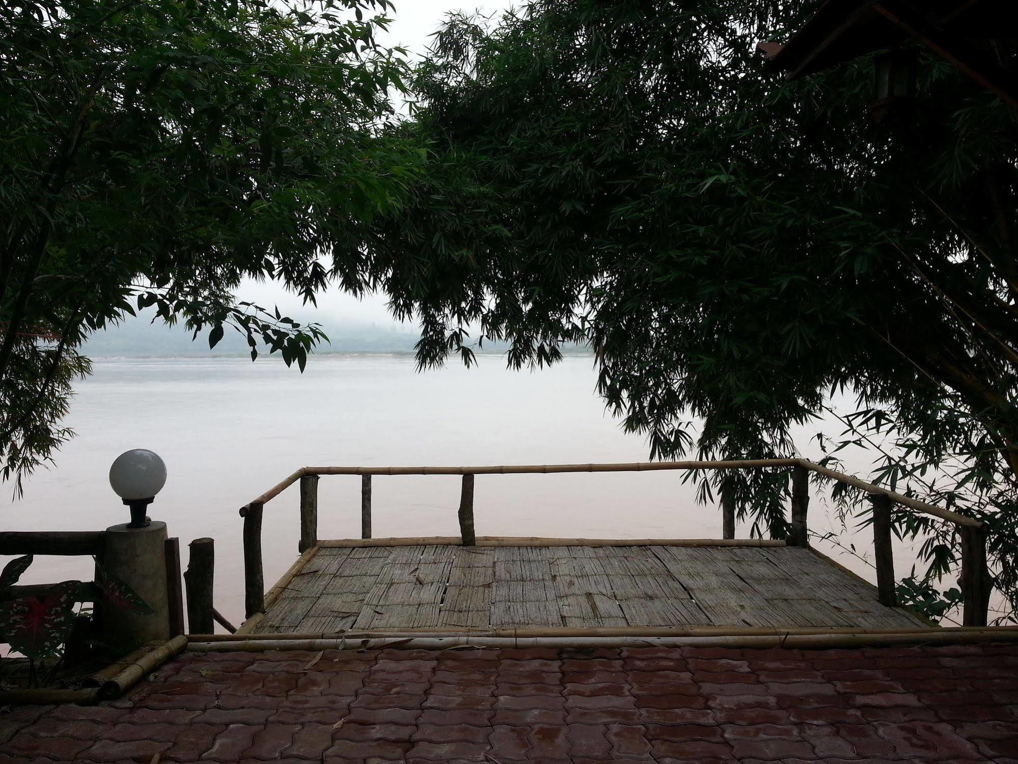 Rim Nam Kong Homestay Pak Chom Eksteriør billede
