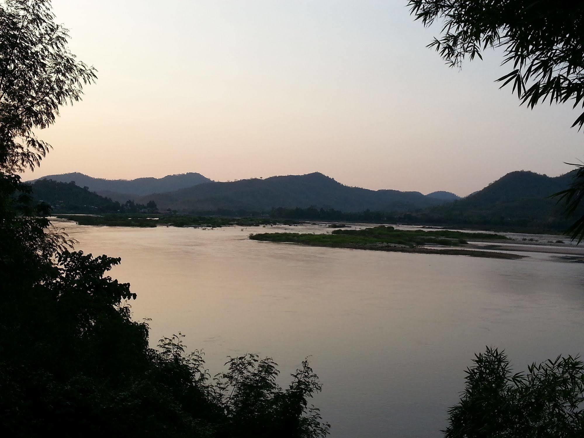 Rim Nam Kong Homestay Pak Chom Eksteriør billede