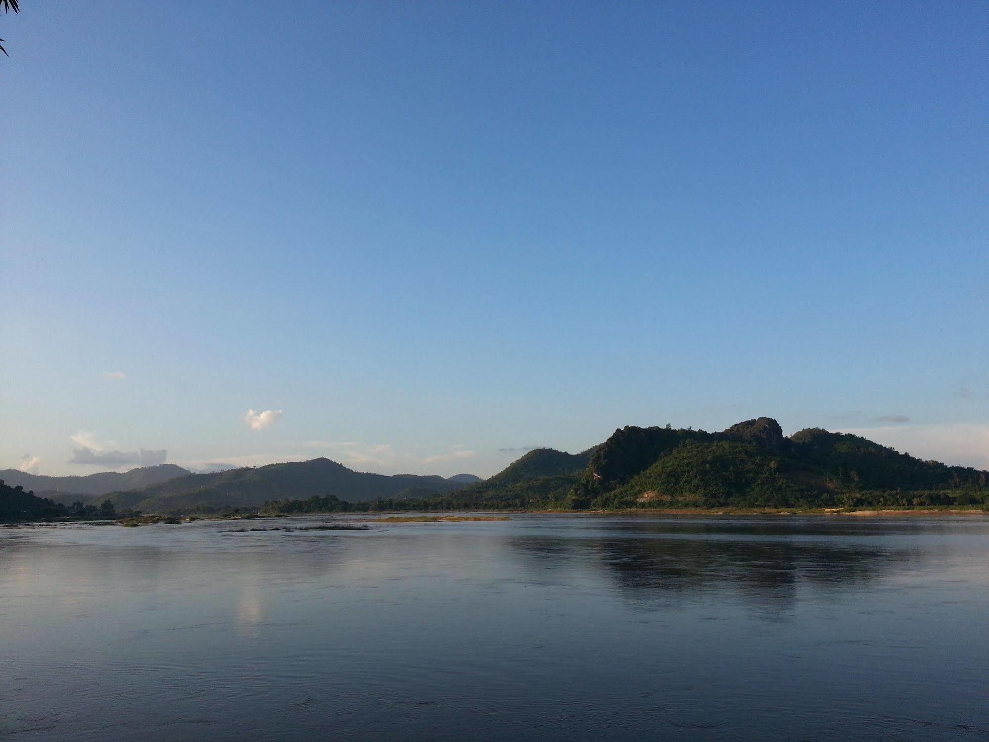 Rim Nam Kong Homestay Pak Chom Eksteriør billede