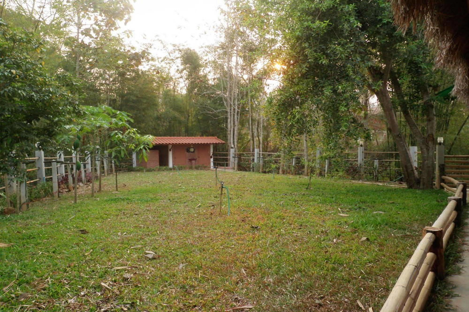 Rim Nam Kong Homestay Pak Chom Eksteriør billede